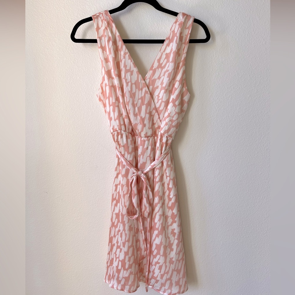 Gilli dress sleeveless S L shift dress coral cream boutique Easter summer